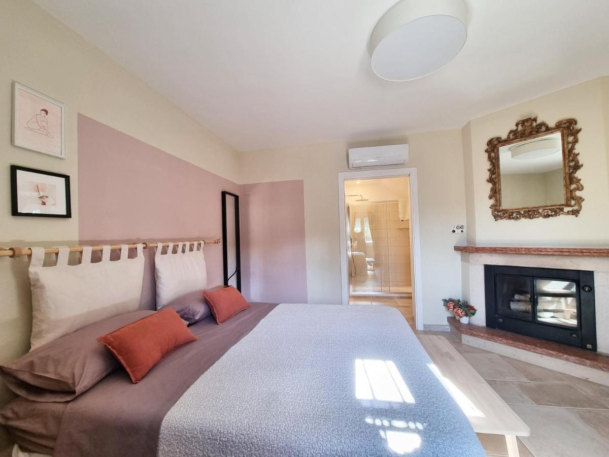 Agriturismo Di Charme Erbadoro Alvito Eksteriør billede