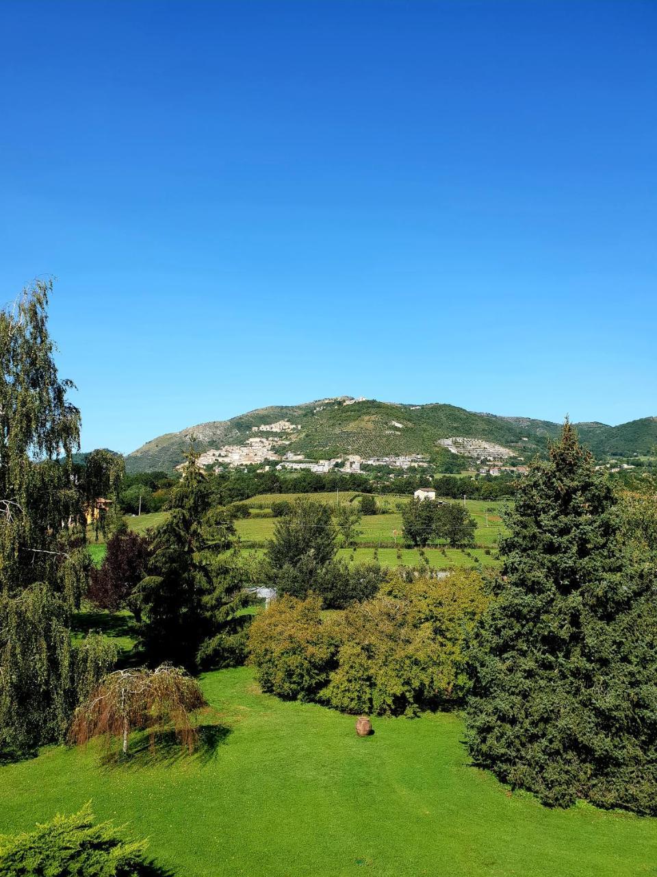 Agriturismo Di Charme Erbadoro Alvito Eksteriør billede