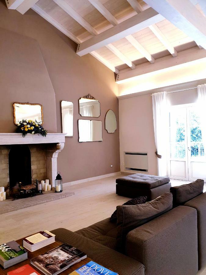 Agriturismo Di Charme Erbadoro Alvito Eksteriør billede
